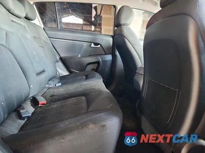 Zdjęcie 11 z 13 samochodu: 2012 KIA SPORTAGE LX VIN:KNDPB3A20C7288947 - miniatura