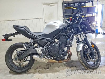 2026 KAWASAKI EX650 P ML5EXEP11TDAJ6943 - główne zdjęcie licytacji z USA - miniatura
