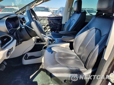 Zdjęcie 7 z 14 samochodu: 2023 CHRYSLER PACIFICA HYBRID TOURING L VIN:2C4RC1L75PR584070 - miniatura