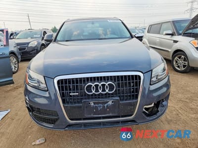 Piąte zdjęcie samochodu w środku: 2010 AUDI Q5 PREMIUM PLUS VIN:WA1LKAFP8AA017913 - miniatura