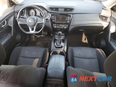 Zdjęcie 8 z 13 samochodu: 2020 NISSAN ROGUE SV VIN:JN8AT2MV9LW113092 - miniatura