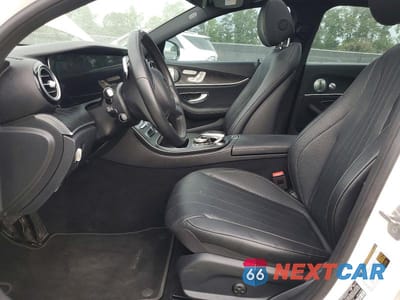Zdjęcie 7 z 12 samochodu: 2018 MERCEDES-BENZ E 300 4MATIC VIN:WDDZF4KB5JA344534 - miniatura