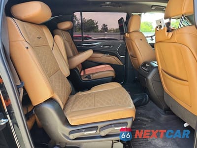 Zdjęcie 10 z 12 samochodu: 2021 CADILLAC ESCALADE ESV SPORT VIN:1GYS3PKL1MR168712 - miniatura