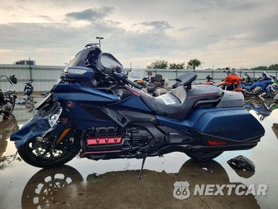Trzecie zdjęcie samochodu z tyłu: 2022 HONDA GL1800 B VIN:JH25C7944NK400578 - miniatura