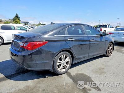 Trzecie zdjęcie samochodu z tyłu: 2013 HYUNDAI SONATA LIMITED VIN:5NPEC4AC0DH669245 - miniatura