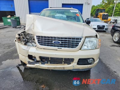 Piąte zdjęcie samochodu w środku: 2005 FORD EXPLORER LIMITED VIN:1FMDU75W25ZA00267 - miniatura