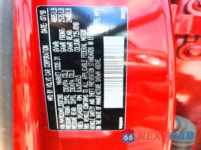 Zdjęcie 13 z 13 samochodu: 2020 VOLVO XC40 T5 R-DESIGN VIN:YV4162UM7L2207390 - miniatura
