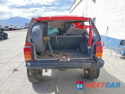 Zdjęcie 6 z 11 samochodu: 1996 JEEP CHEROKEE SPORT VIN:1J4FJ68S6TL131124 - miniatura