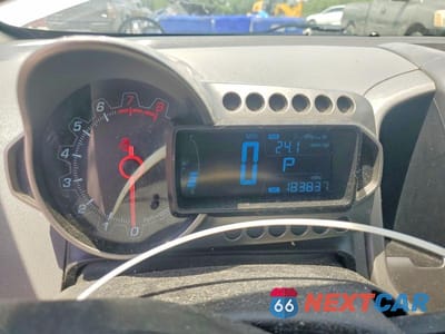 Zdjęcie 9 z 12 samochodu: 2012 CHEVROLET SONIC LT VIN:1G1JC6SH2C4155270 - miniatura