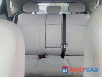 Zdjęcie 10 z 13 samochodu: 2025 HYUNDAI KONA SEL VIN:KM8HB3AB7SU330403 - miniatura