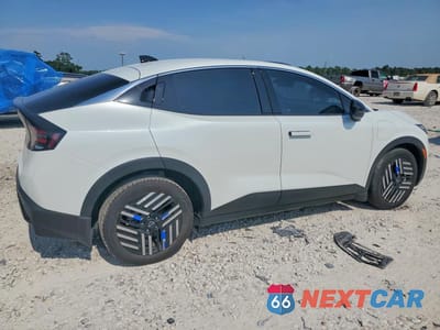 Trzecie zdjęcie samochodu z tyłu: 2026 NISSAN LEAF SV+ VIN:JN1AZ2CA7TM304274 - miniatura