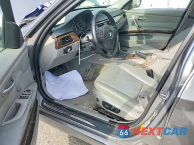 Zdjęcie 8 z 12 samochodu: 2010 BMW 328 I VIN:WBAPH7C53AA176363 - miniatura
