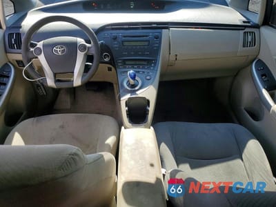 Zdjęcie 8 z 12 samochodu: 2011 TOYOTA PRIUS TWO VIN:JTDKN3DU7B1471245 - miniatura