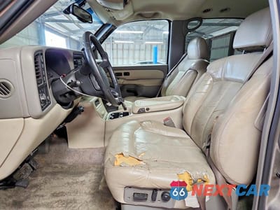 Zdjęcie 7 z 14 samochodu: 2001 CHEVROLET SUBURBAN K2500 VIN:3GNGK26G81G134932 - miniatura