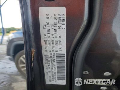 Zdjęcie 12 z 12 samochodu: 2018 JEEP COMPASS LATITUDE VIN:3C4NJDBB1JT281545 - miniatura