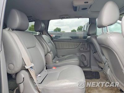Zdjęcie 11 z 13 samochodu: 2009 TOYOTA SIENNA LIMITED VIN:5TDZK22C09S262552 - miniatura