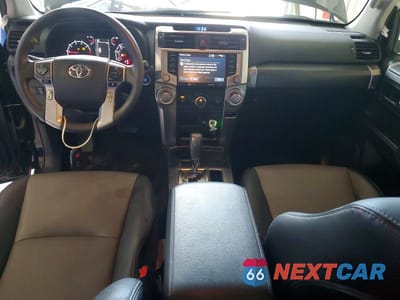 Zdjęcie 8 z 12 samochodu: 2022 TOYOTA 4RUNNER SR5 PREMIUM VIN:JTEFU5JR6N5276021 - miniatura