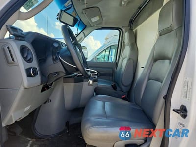 Zdjęcie 7 z 13 samochodu: 2023 FORD E350 REFRIGERATED BOX TRUCK VIN:1FDWE3FK1PDD08489 - miniatura