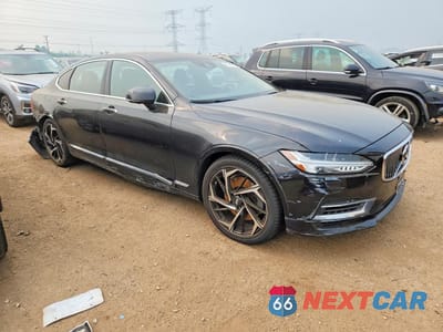 Czwarte zdjęcie samochodu z boku: 2019 VOLVO S90 T8 INSCRIPTION VIN:LVYBR0AL7KP110425 - miniatura