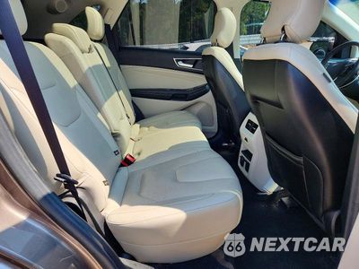Zdjęcie 10 z 12 samochodu: 2019 FORD EDGE TITANIUM VIN:2FMPK3K93KBB81596 - miniatura