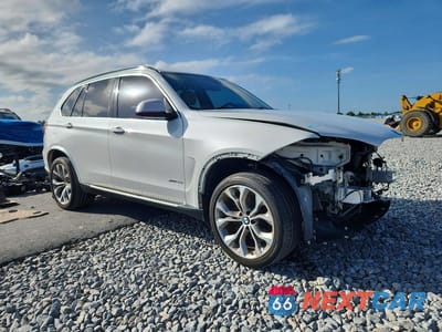 Czwarte zdjęcie samochodu z boku: 2015 BMW X5 XDRIVE35I VIN:5UXKR0C59F0K56893 - miniatura