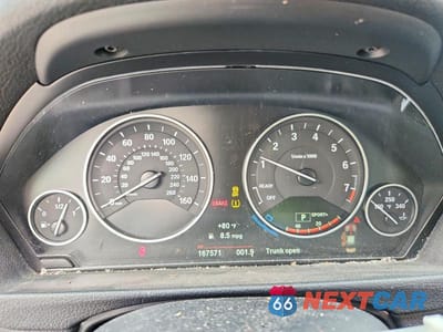 Zdjęcie 9 z 12 samochodu: 2017 BMW 330 XI VIN:WBA8D9G32HNU63541 - miniatura