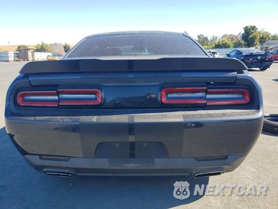 Zdjęcie 6 z 13 samochodu: 2017 DODGE CHALLENGER SXT VIN:2C3CDZAG3HH527656 - miniatura