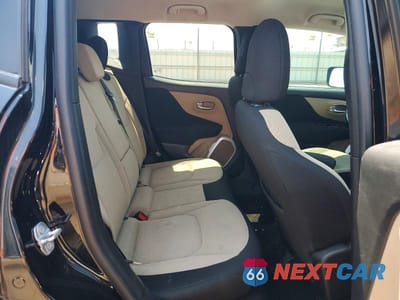 Zdjęcie 10 z 12 samochodu: 2017 JEEP RENEGADE LATITUDE VIN:ZACCJBBB3HPG37197 - miniatura