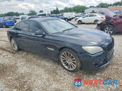 Czwarte zdjęcie samochodu z boku: 2012 BMW 750 XI VIN:WBAKC6C56CC395747 - miniatura