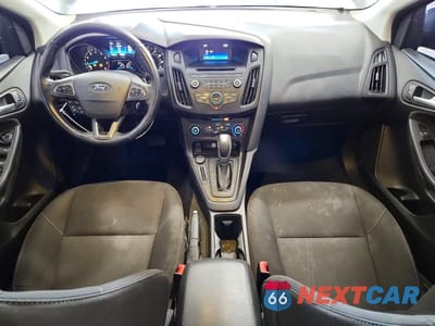 Zdjęcie 8 z 12 samochodu: 2015 FORD FOCUS SE VIN:1FADP3F28FL373047 - miniatura