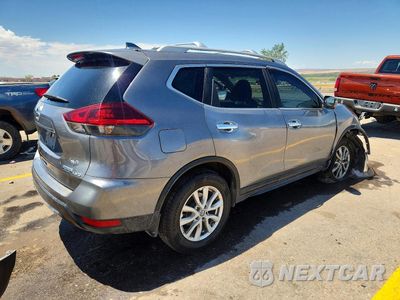 Trzecie zdjęcie samochodu z tyłu: 2019 NISSAN ROGUE S VIN:5N1AT2MV9KC780154 - miniatura