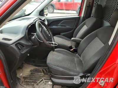 Zdjęcie 7 z 13 samochodu: 2019 RAM PROMASTER CITY VIN:ZFBHRFAB7K6M07649 - miniatura