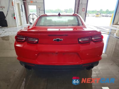 Zdjęcie 6 z 12 samochodu: 2021 CHEVROLET CAMARO LS VIN:1G1FB1RX0M0104867 - miniatura