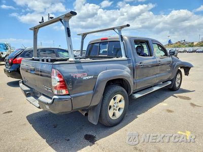 Trzecie zdjęcie samochodu z tyłu: 2010 TOYOTA TACOMA DOUBLE CAB PRERUNNER VIN:3TMJU4GN2AM096570 - miniatura