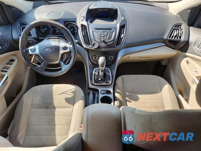 Zdjęcie 8 z 13 samochodu: 2013 FORD ESCAPE SE VIN:1FMCU9GX0DUB76212 - miniatura