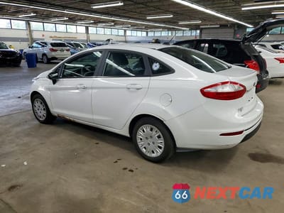 Drugie zdjęcie samochodu z przodu: 2015 FORD FIESTA S VIN:3FADP4AJ8FM202995 - miniatura