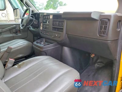 Zdjęcie 8 z 14 samochodu: 2022 GMC SAVANA CUTWAY BOX TRUCK VIN:7GZ37TC7XNN002712 - miniatura