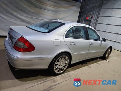 Trzecie zdjęcie samochodu z tyłu: 2008 MERCEDES-BENZ E 350 4MATIC VIN:WDBUF87X58B228852 - miniatura