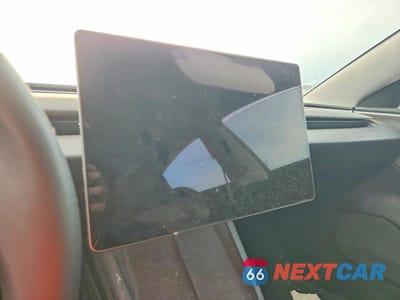 Zdjęcie 9 z 12 samochodu: 2025 TESLA MODEL 3 VIN:5YJ3E1EAXSF038068 - miniatura