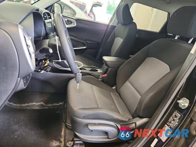 Zdjęcie 7 z 13 samochodu: 2020 KIA SOUL LX VIN:KNDJ23AU5L7723906 - miniatura