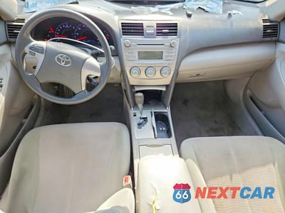 Zdjęcie 8 z 12 samochodu: 2011 TOYOTA CAMRY LE VIN:4T4BF3EK6BR157564 - miniatura