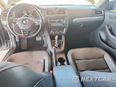 Zdjęcie 8 z 12 samochodu: 2015 VOLKSWAGEN JETTA SE VIN:3VWD17AJ8FM259725 - miniatura