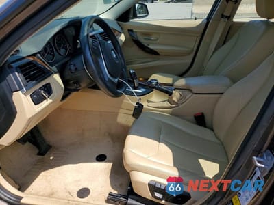 Zdjęcie 7 z 12 samochodu: 2015 BMW 328 XI SULEV VIN:WBA3B5G57FNS13753 - miniatura
