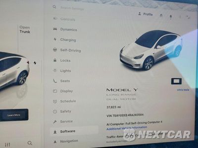 Zdjęcie 9 z 13 samochodu: 2024 TESLA MODEL Y VIN:7SAYGDEE4RA263584 - miniatura