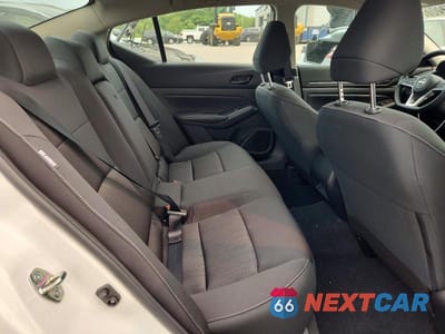 Zdjęcie 10 z 12 samochodu: 2026 NISSAN ALTIMA SV VIN:1N4BL4DW6TN343799 - miniatura