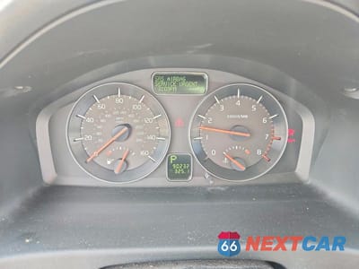 Zdjęcie 9 z 13 samochodu: 2010 VOLVO C70 T5 VIN:YV1672MC3AJ091762 - miniatura