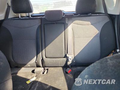 Zdjęcie 10 z 13 samochodu: 2018 KIA SOUL + VIN:KNDJP3A51J7518669 - miniatura