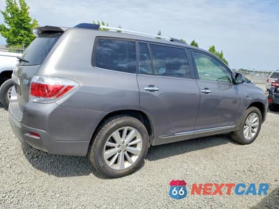 Trzecie zdjęcie samochodu z tyłu: 2013 TOYOTA HIGHLANDER HYBRID LIMITED VIN:JTEDC3EH6D2013107 - miniatura