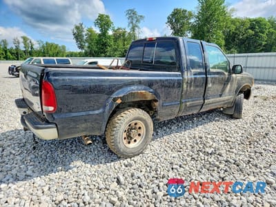 Trzecie zdjęcie samochodu z tyłu: 2001 FORD F250 SUPER DUTY VIN:1FTNX21L41EB94221 - miniatura