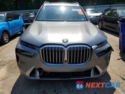 Piąte zdjęcie samochodu w środku: 2025 BMW X7 XDRIVE40I VIN:5UX23EM00S9X66931 - miniatura